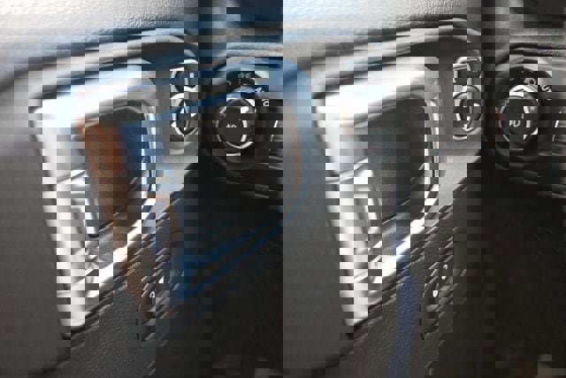 Used 2021 Jeep Wrangler Unlimited Sahara image 38