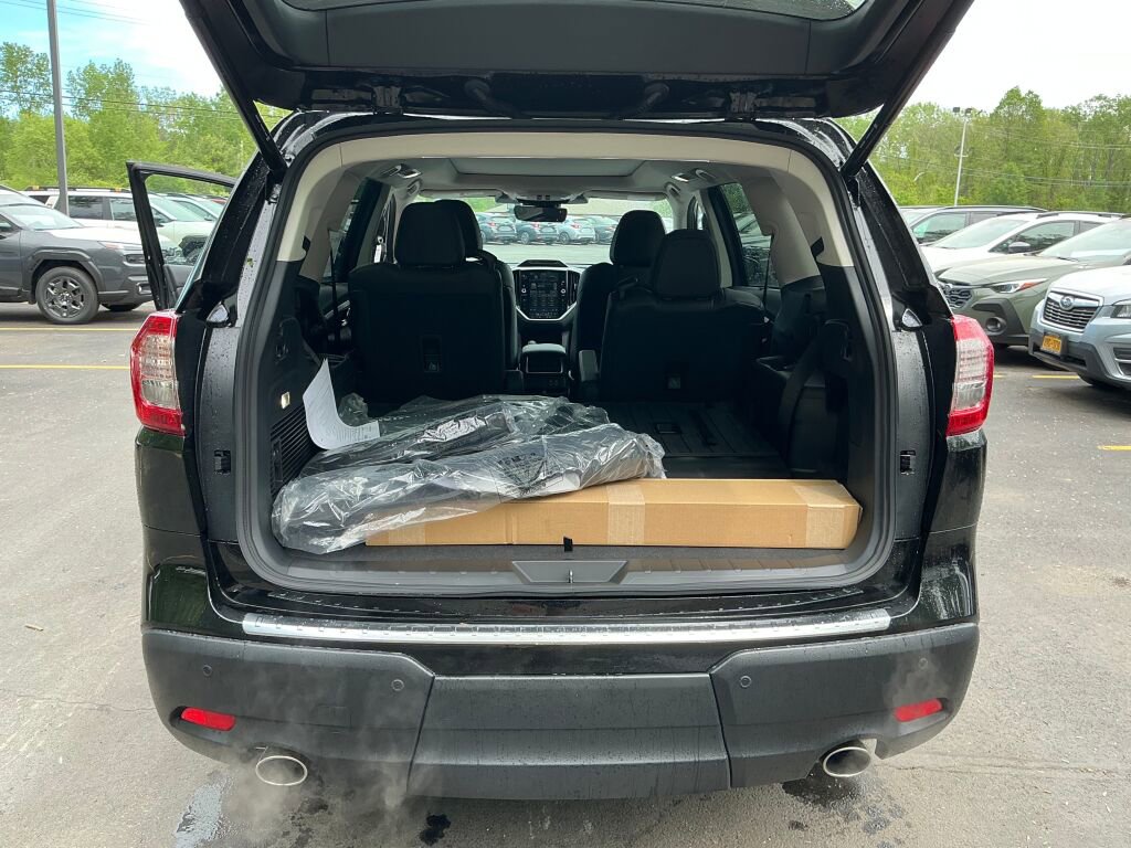 New 2026 Subaru Ascent Limited AWD/4WD image 14