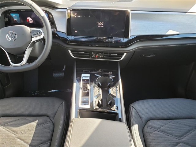 New 2026 Volkswagen Atlas Cross Sport SE image 9