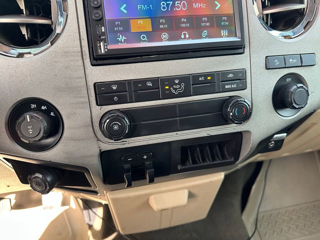 Used 2016 Ford F250 XLT w/ XLT Premium Package image 26