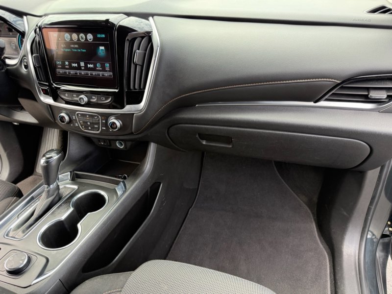 Used 2018 Chevrolet Traverse LT AWD/4WD image 29
