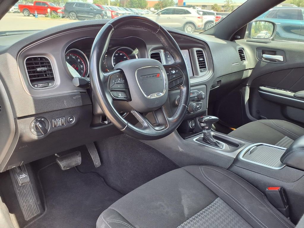 Used 2023 Dodge Charger SXT RWD image 19
