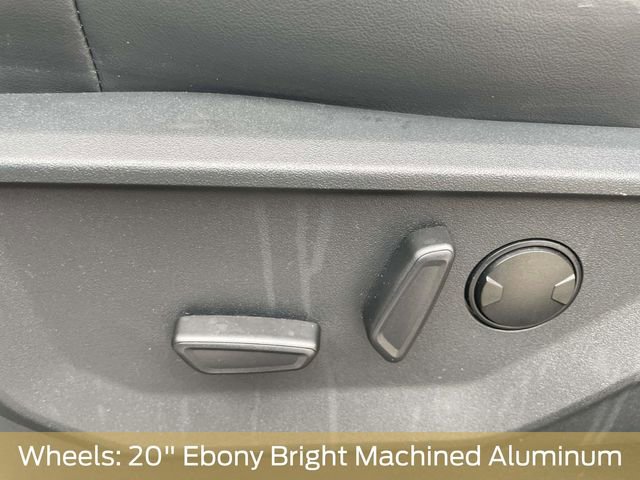 Used 2025 Ford Expedition Platinum image 15