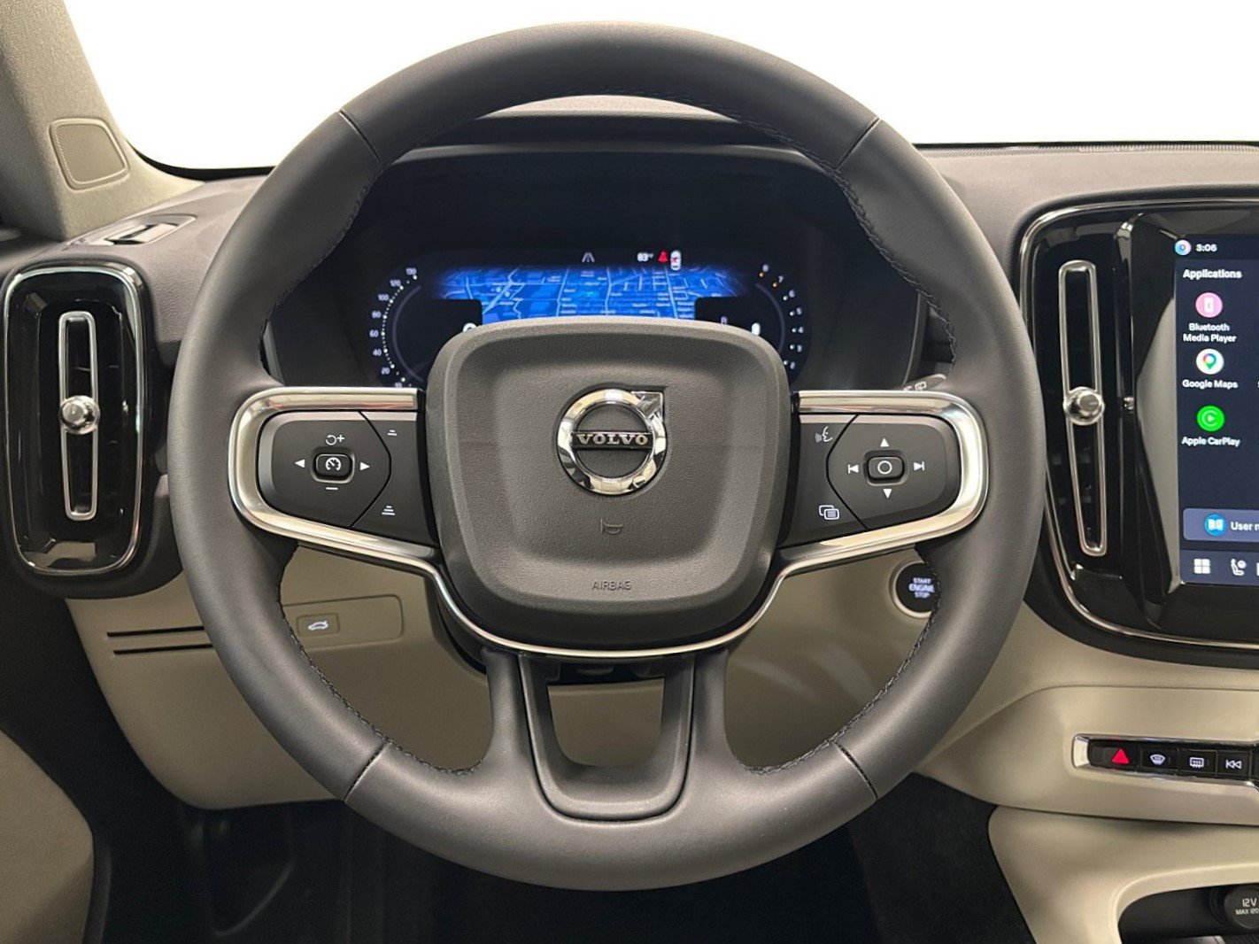 New 2026 Volvo XC40 B5 Plus w/ Protection Package Premier AWD/4WD image 37