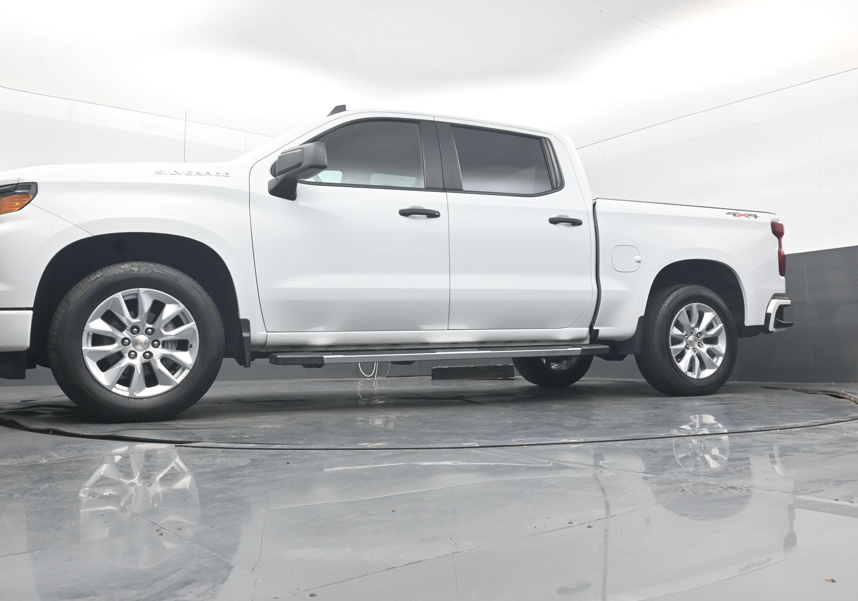 Used 2024 Chevrolet Silverado 1500 Custom AWD/4WD image 22