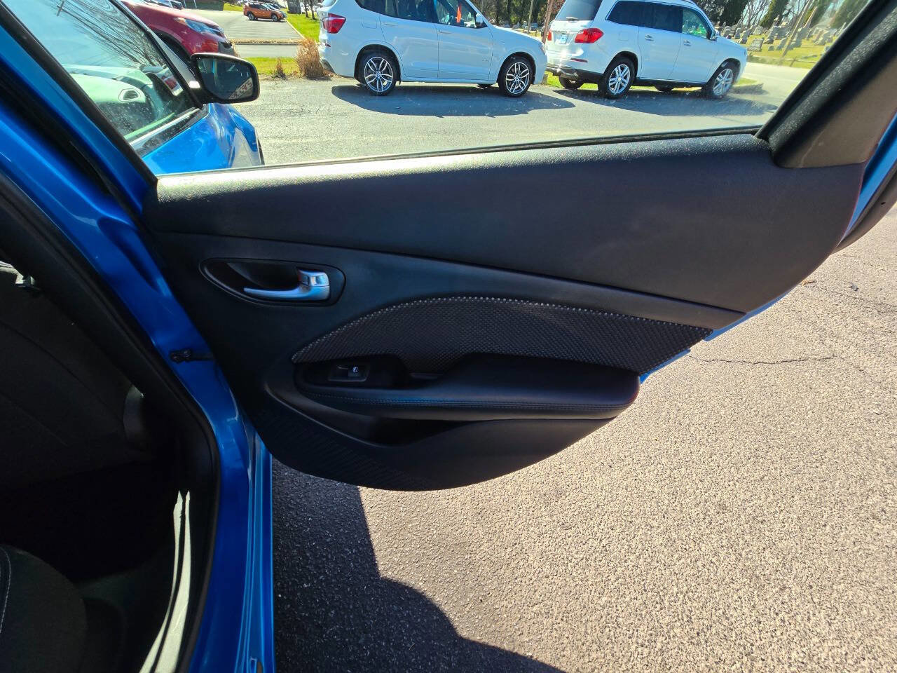 Used 2016 Dodge Dart SXT image 27