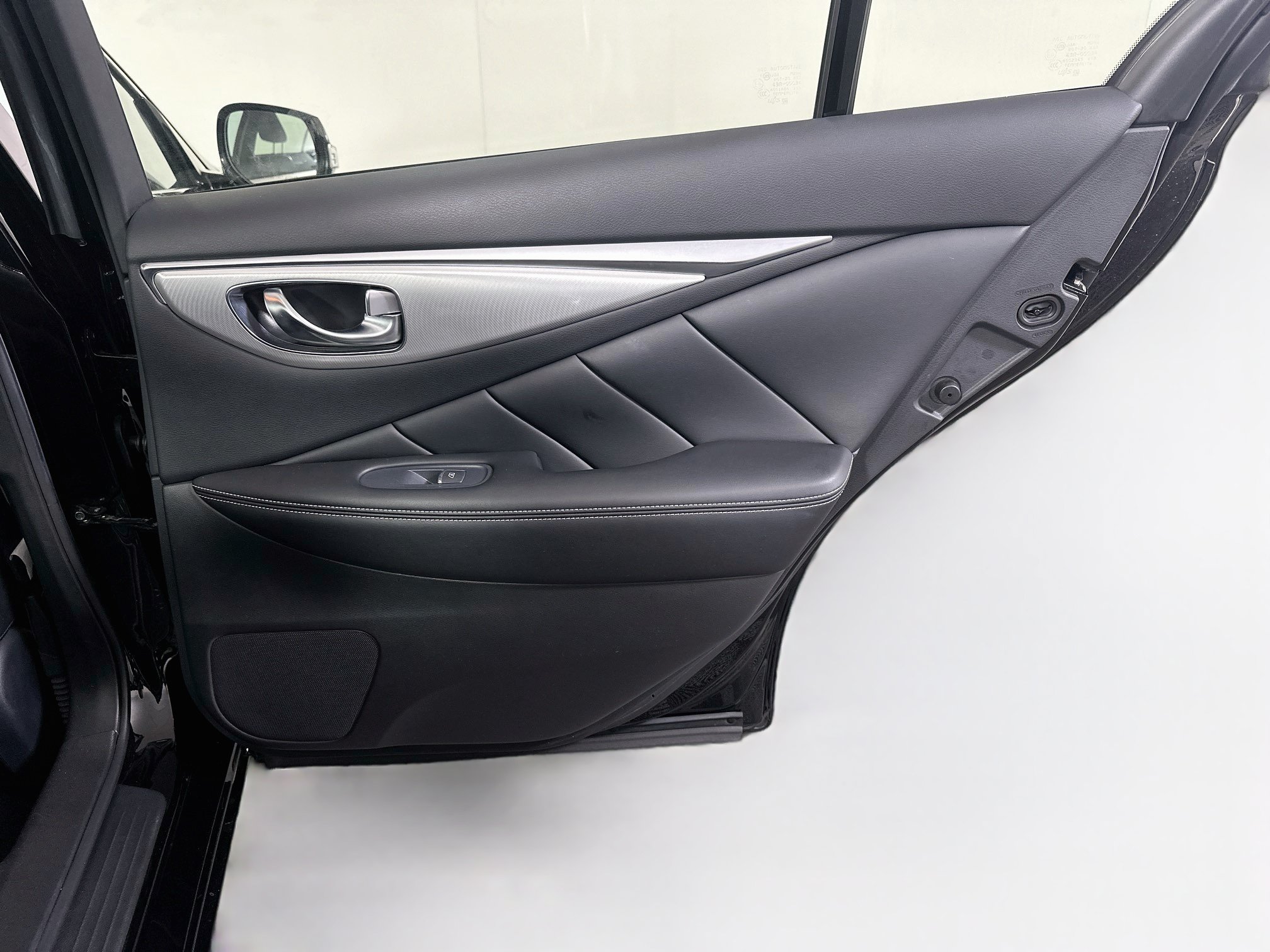 Used 2023 INFINITI Q50 Luxe w/ Cargo Package RWD image 30