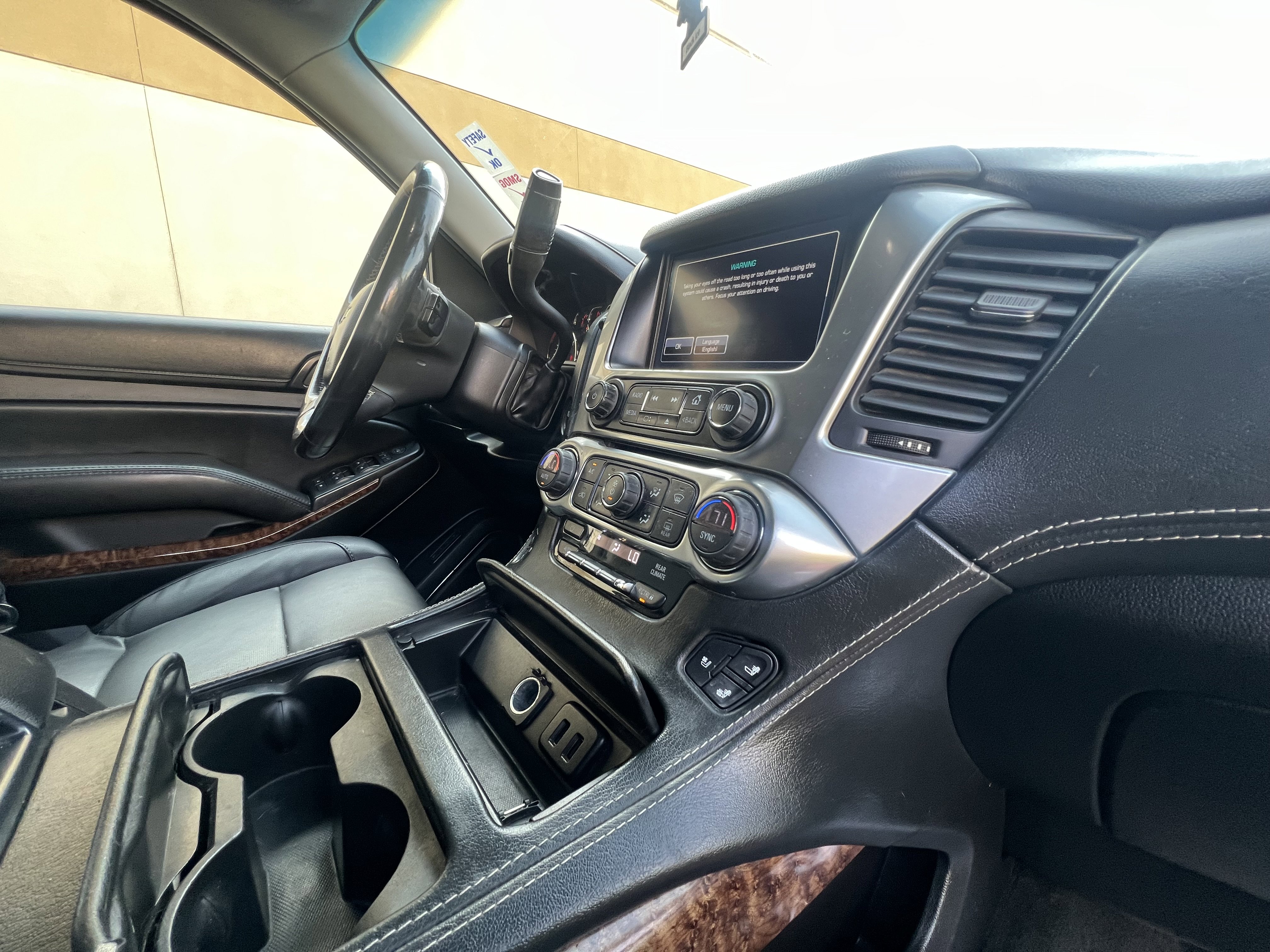 Used 2017 Chevrolet Suburban Premier image 32