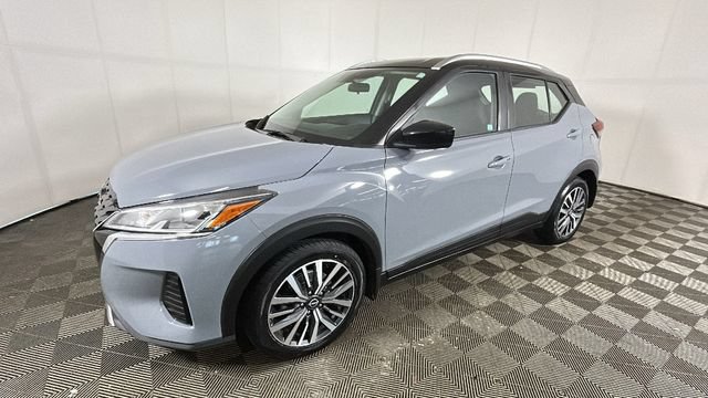 Used 2023 Nissan Kicks SV FWD image 6