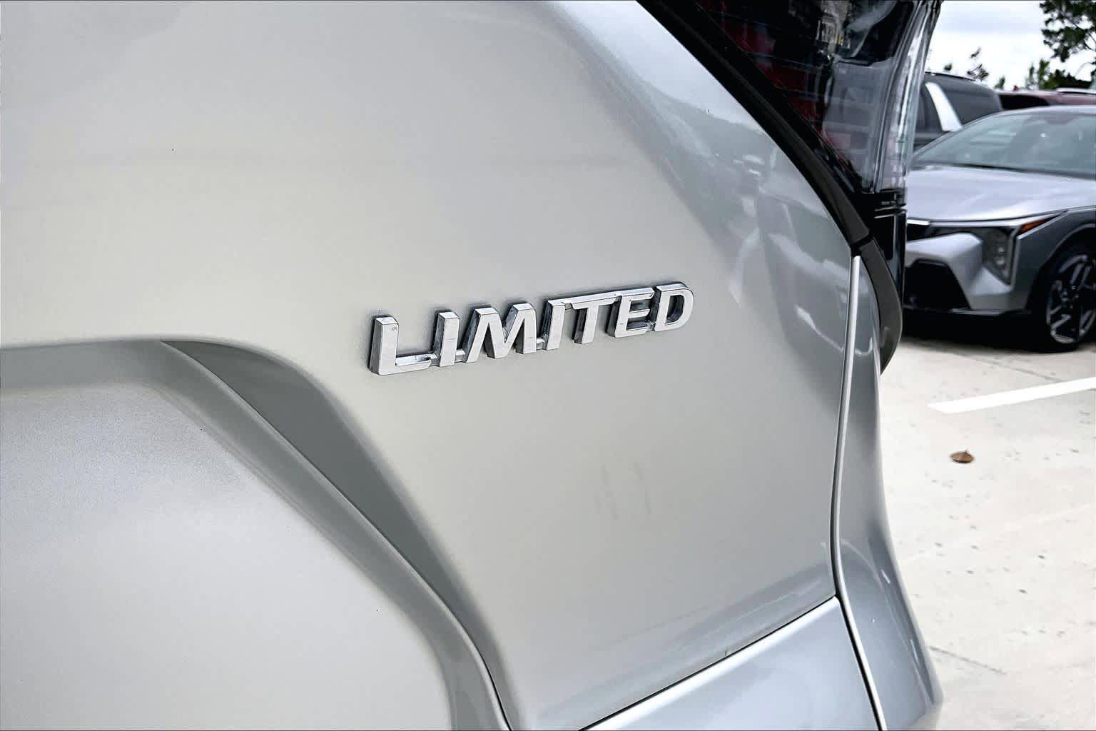 Used 2023 Toyota bZ4X AWD w/ Weather Package image 9