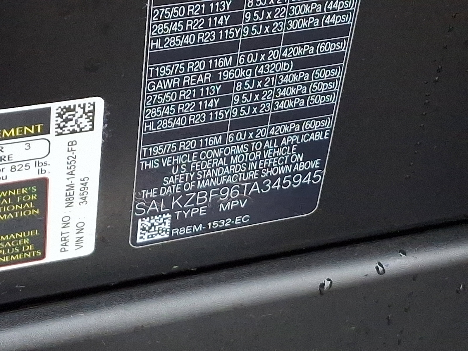 New 2026 Land Rover Range Rover SV image 19