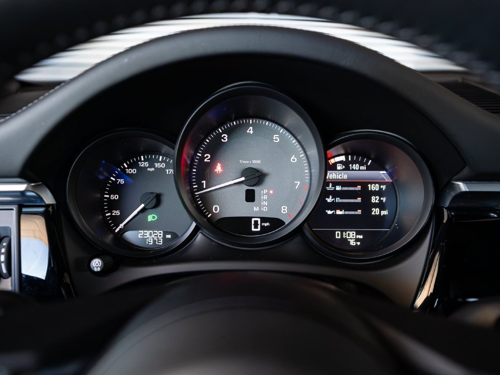 Certified 2023 Porsche Macan S AWD/4WD image 15
