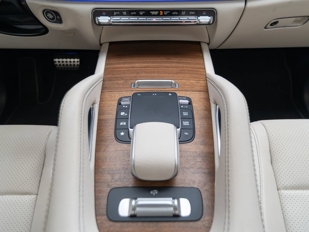 Used 2023 Mercedes-Benz GLS 450 4MATIC image 42