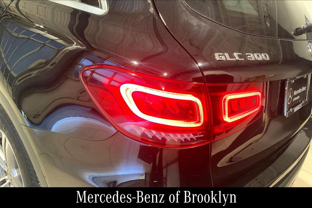 Used 2021 Mercedes-Benz GLC 300 4MATIC image 29