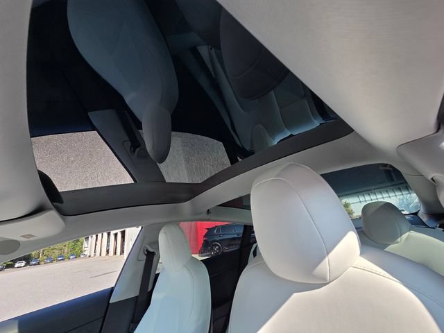 Used 2021 Tesla Model 3 Standard Range Plus RWD image 19