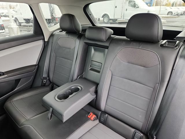 Used 2024 Volkswagen Taos SE image 26