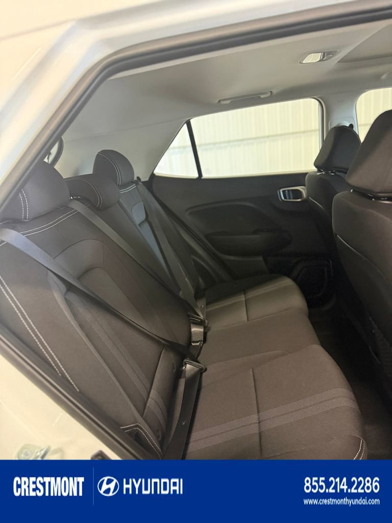 Used 2026 Hyundai Venue SEL FWD image 17