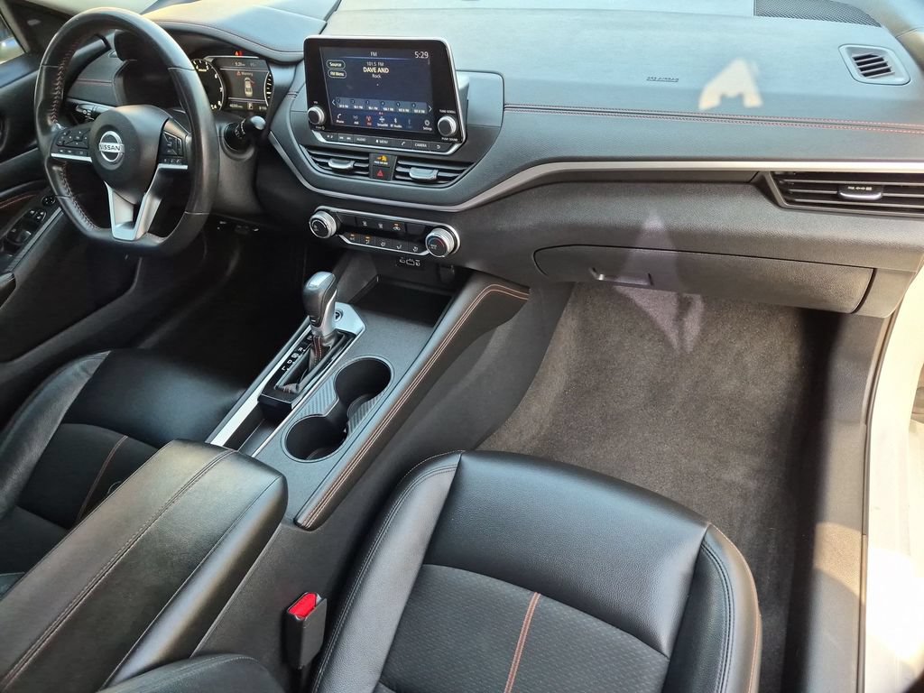 Used 2022 Nissan Altima 2.5 SR FWD image 18
