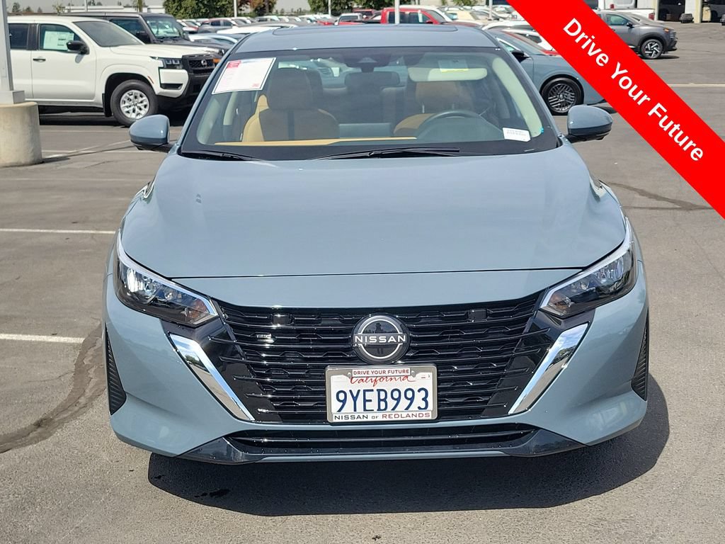 Used 2025 Nissan Sentra SV w/ SV Premium Package FWD image 34