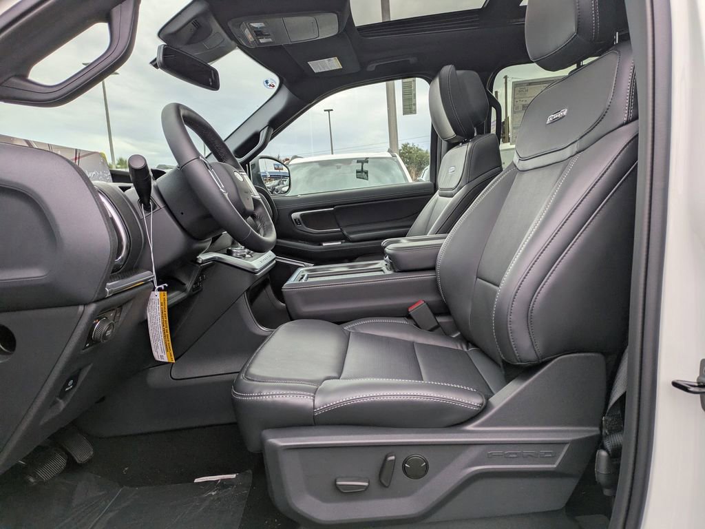New 2026 Ford Expedition Platinum w/ Stealth Appearance Package image 16