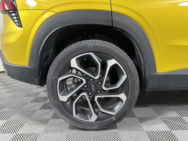 New 2025 Chevrolet Trax RS w/ Sunroof Package image 11