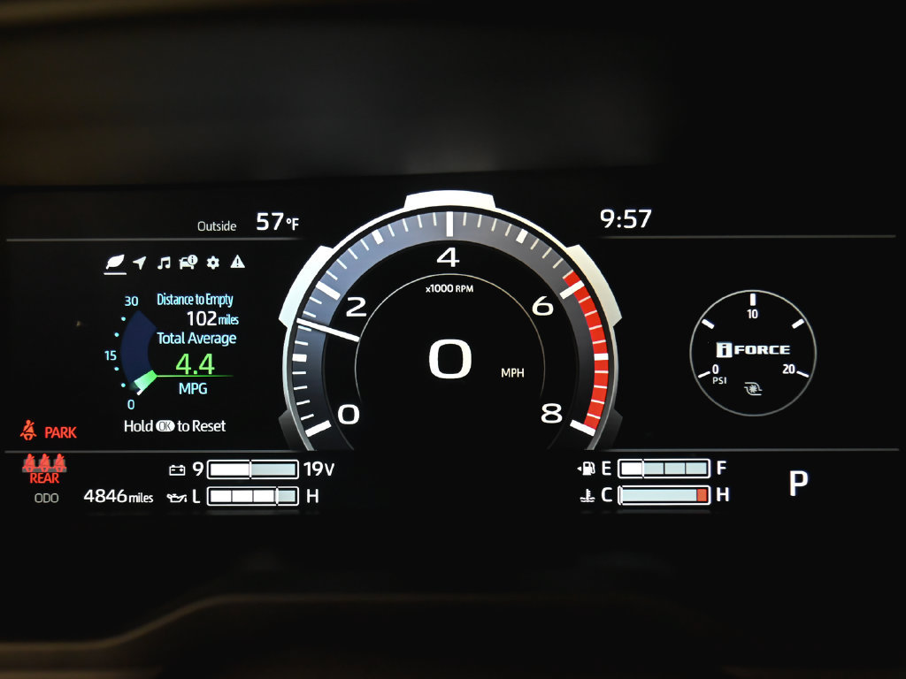 Used 2026 Toyota Tundra Limited w/ Power Package AWD/4WD image 18