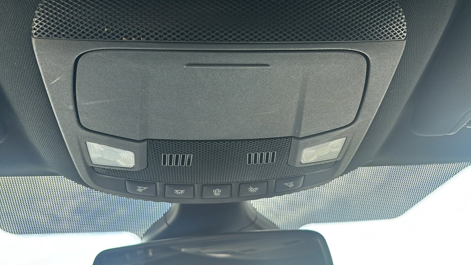 Used 2021 Ford Edge ST image 20