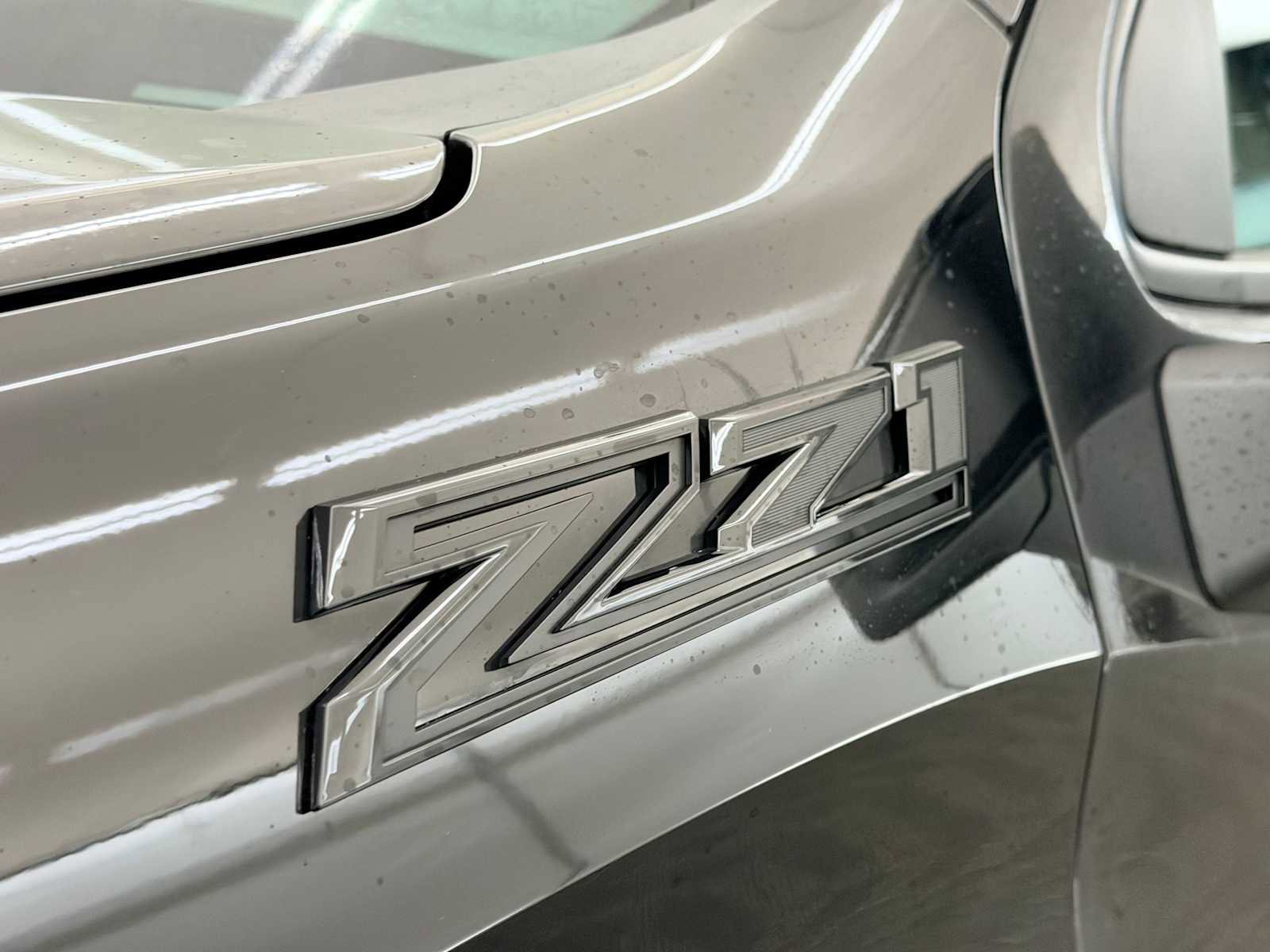 New 2026 Chevrolet Silverado 1500 RST w/ Dark Appearance Package image 14