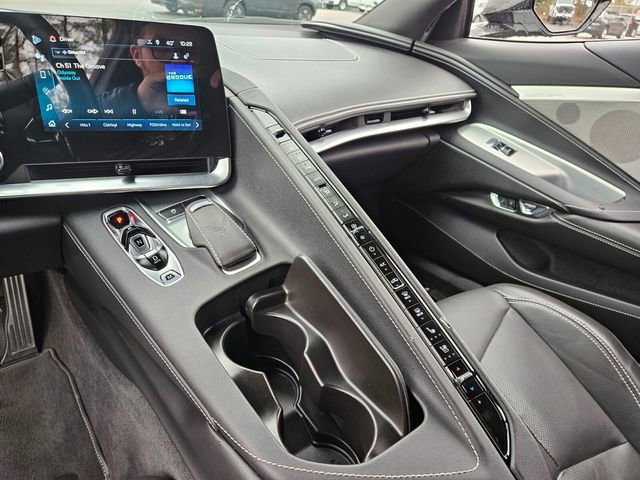 Used 2024 Chevrolet Corvette Stingray Preferred Cpe w/ 2LT image 17