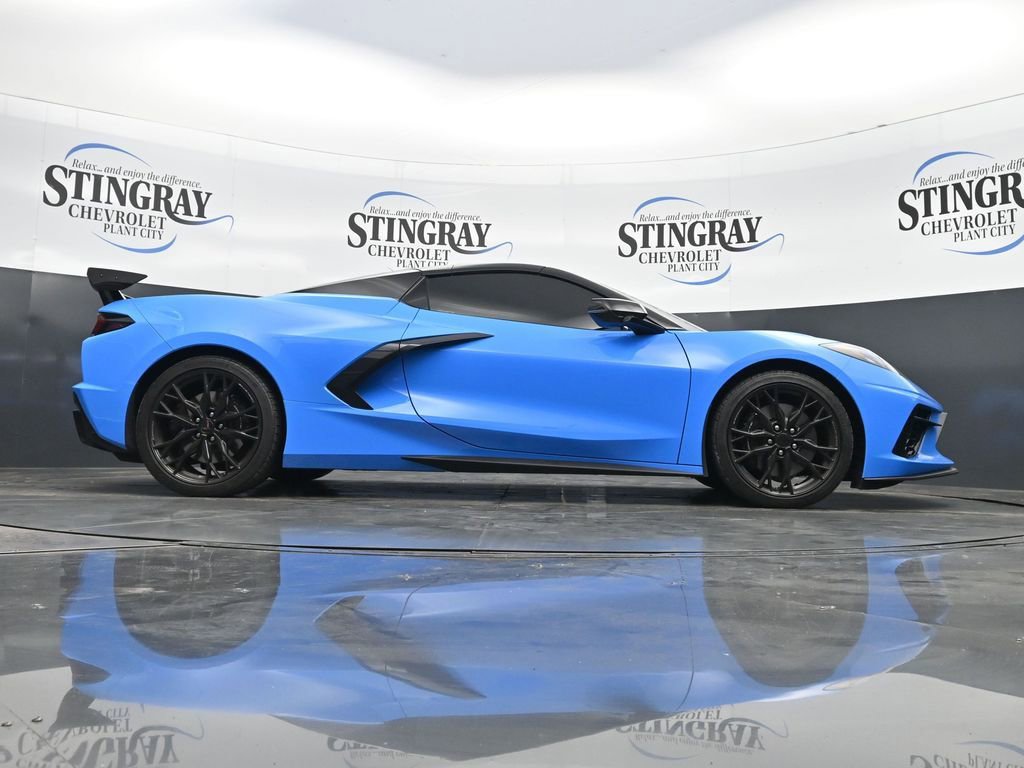 Used 2023 Chevrolet Corvette Stingray Premium Conv w/ Z51 Performance Package RWD image 33