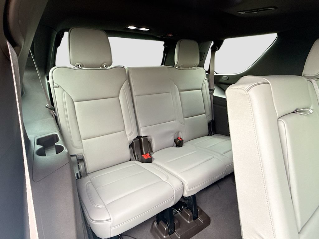 Used 2023 GMC Yukon SLT w/ SLT Premium Package AWD/4WD image 35