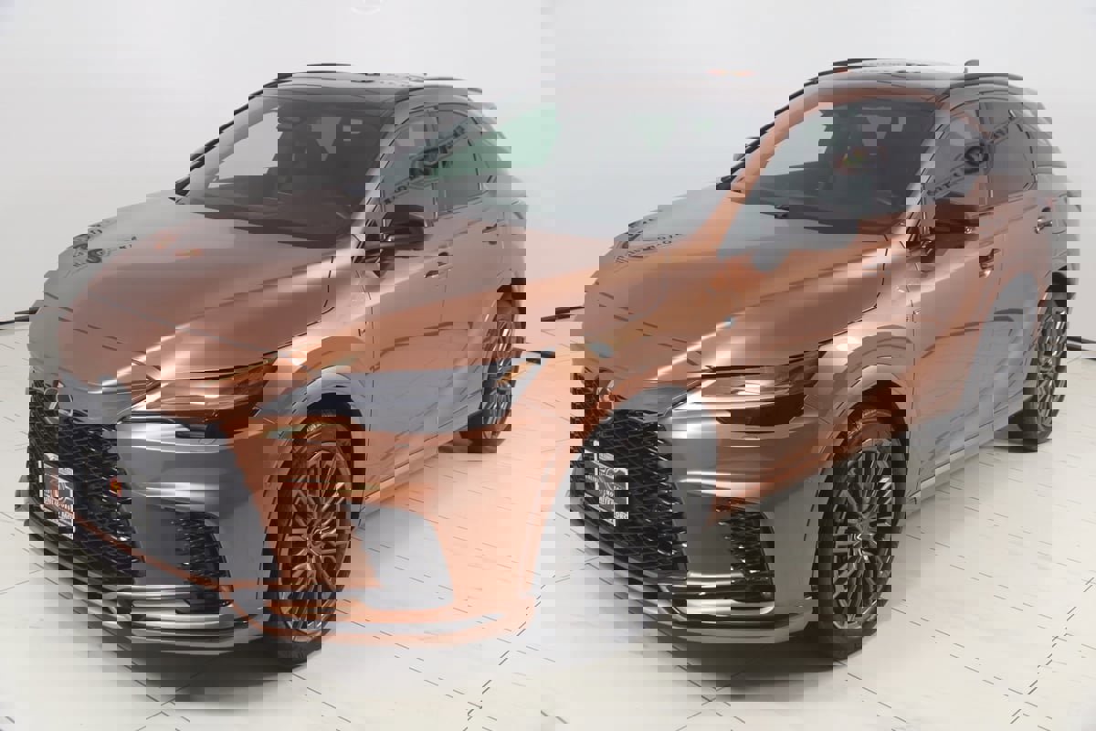 Used 2023 Lexus RX 500h F Sport image 25