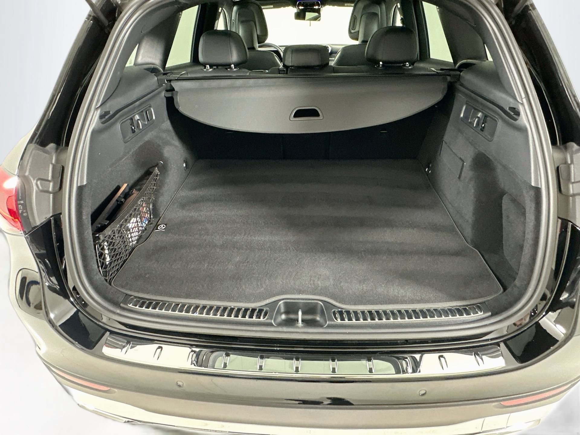 Used 2026 Mercedes-Benz GLC 300 4MATIC image 28