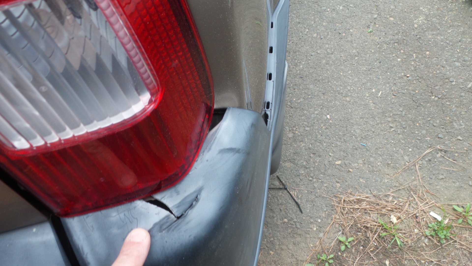 Used 2003 Honda CR-V LX image 24