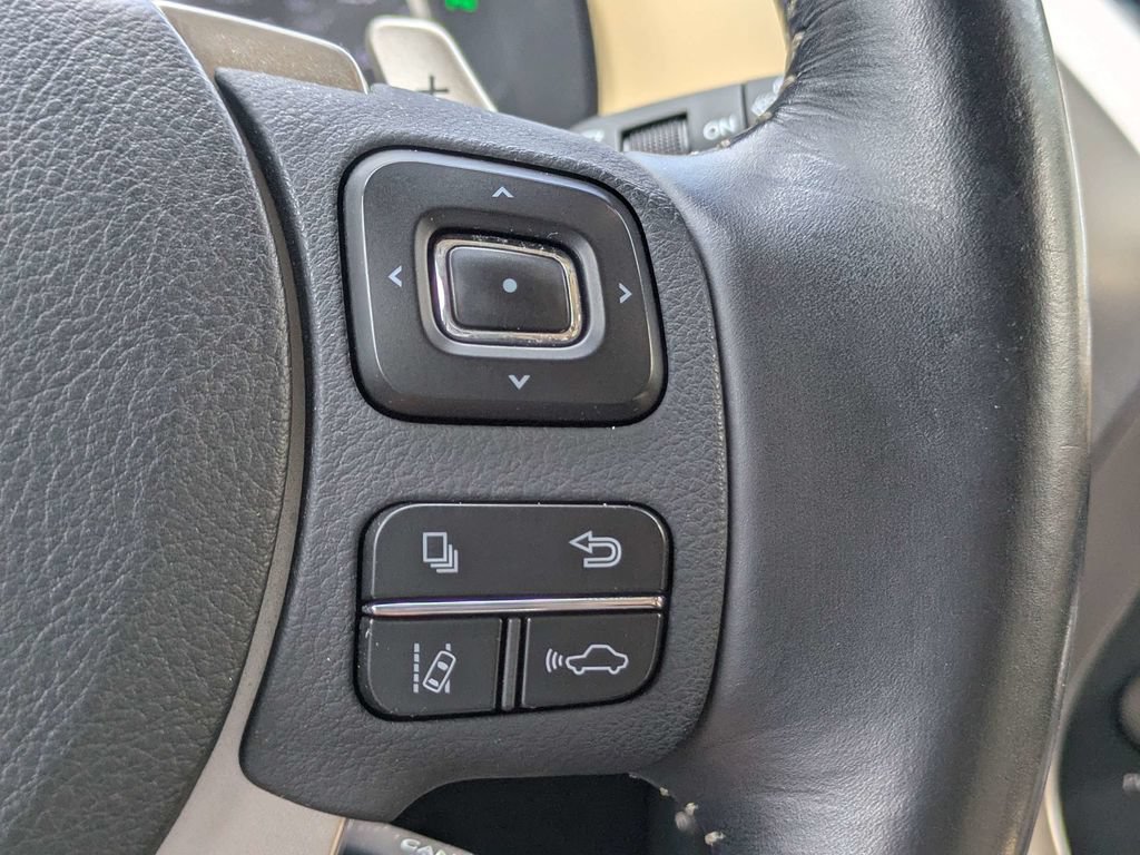 Used 2018 Lexus NX 300h AWD w/ Comfort Package image 30