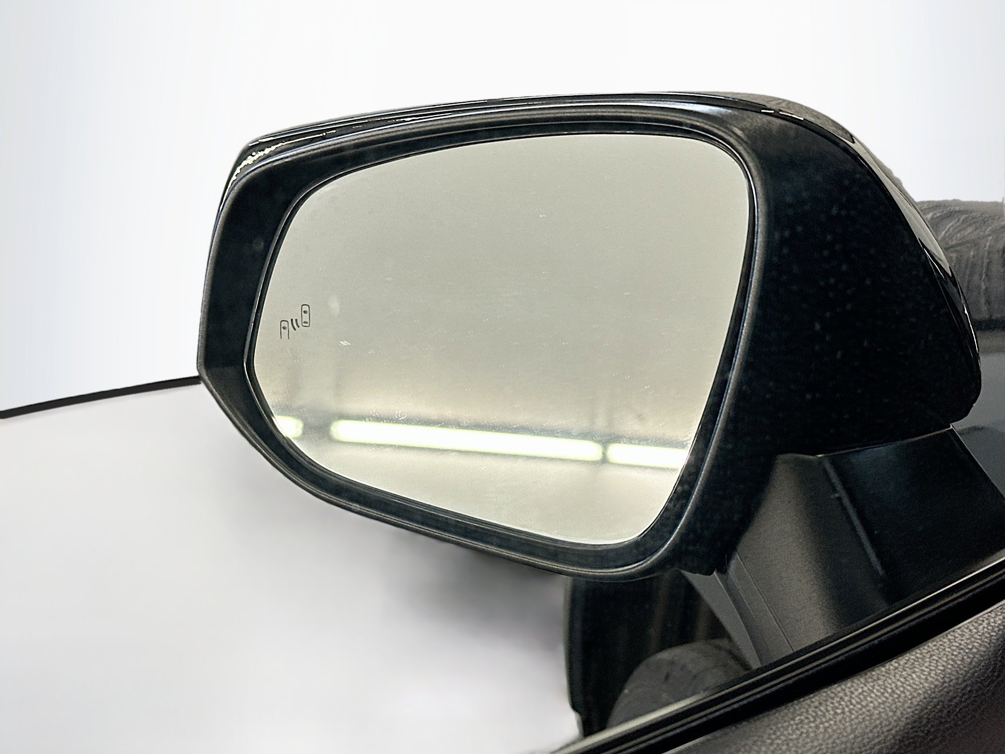 Used 2025 Toyota RAV4 XLE image 16