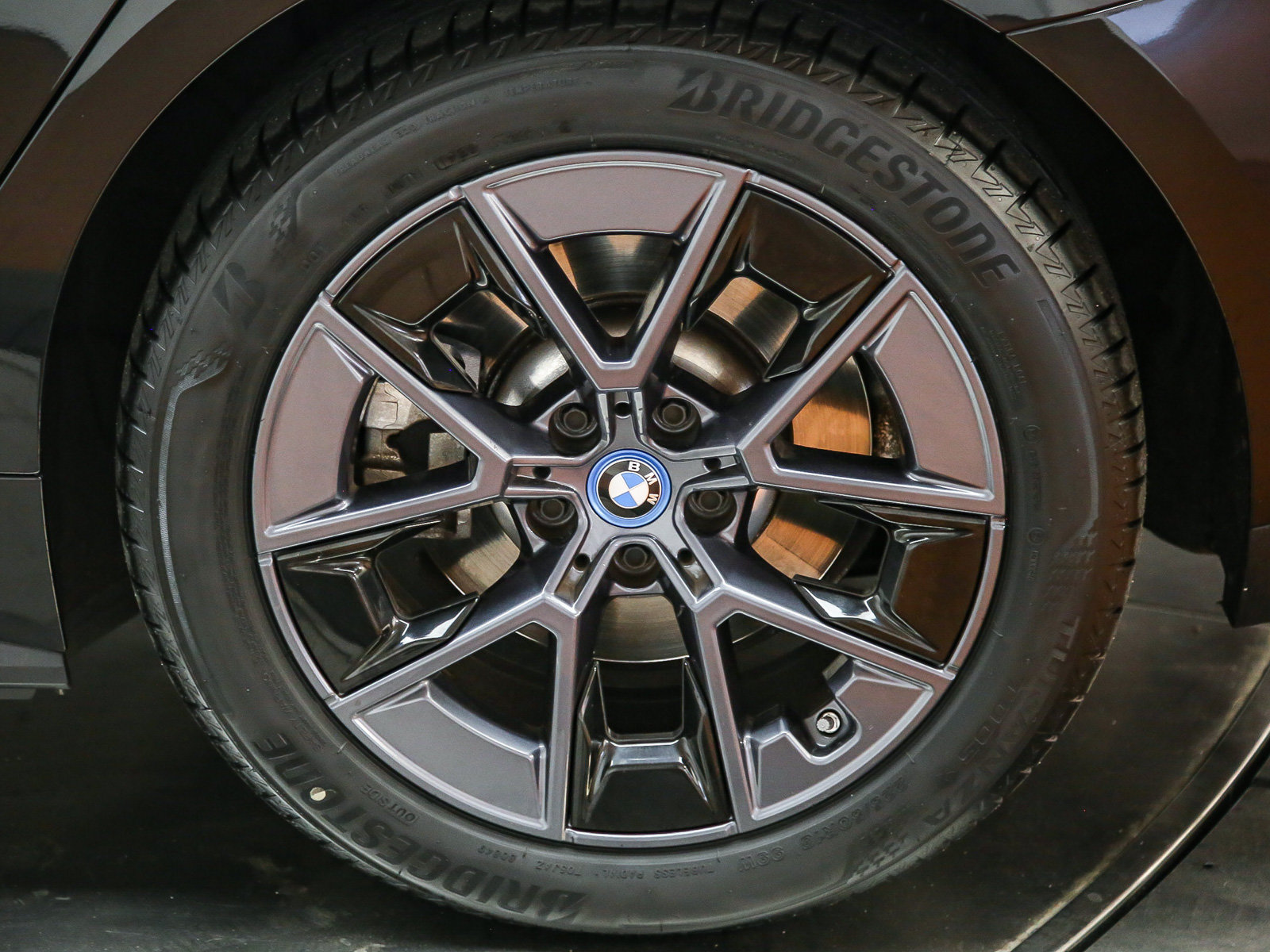 Certified 2024 BMW i4 eDrive35 w/ Premium Package RWD image 11