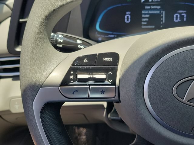 Certified 2026 Hyundai Elantra SE FWD image 7