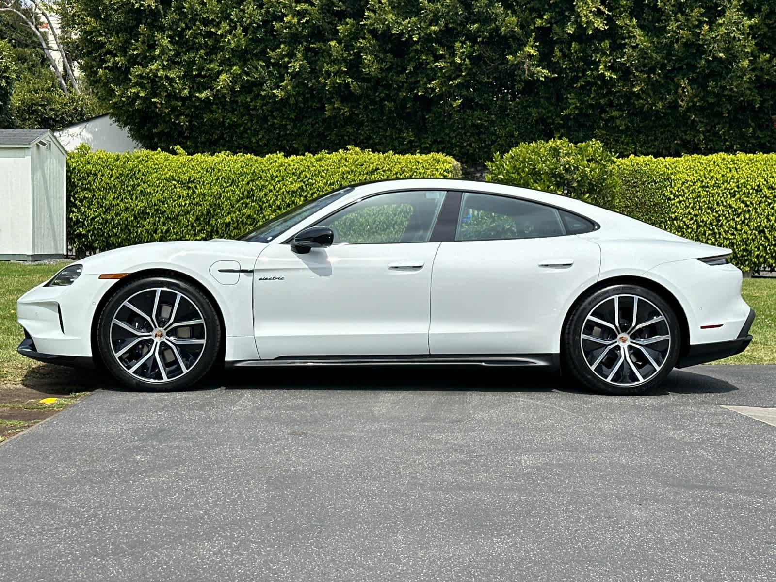New 2026 Porsche Taycan AWD/4WD image 2