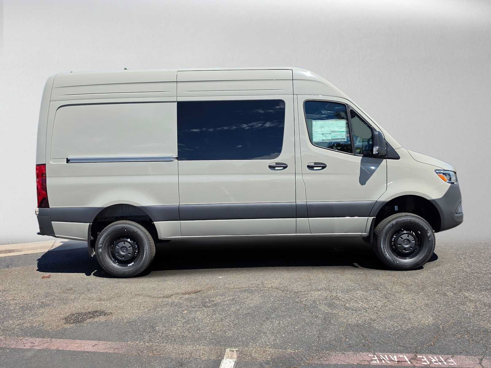 New 2026 Mercedes-Benz Sprinter 2500 image 2