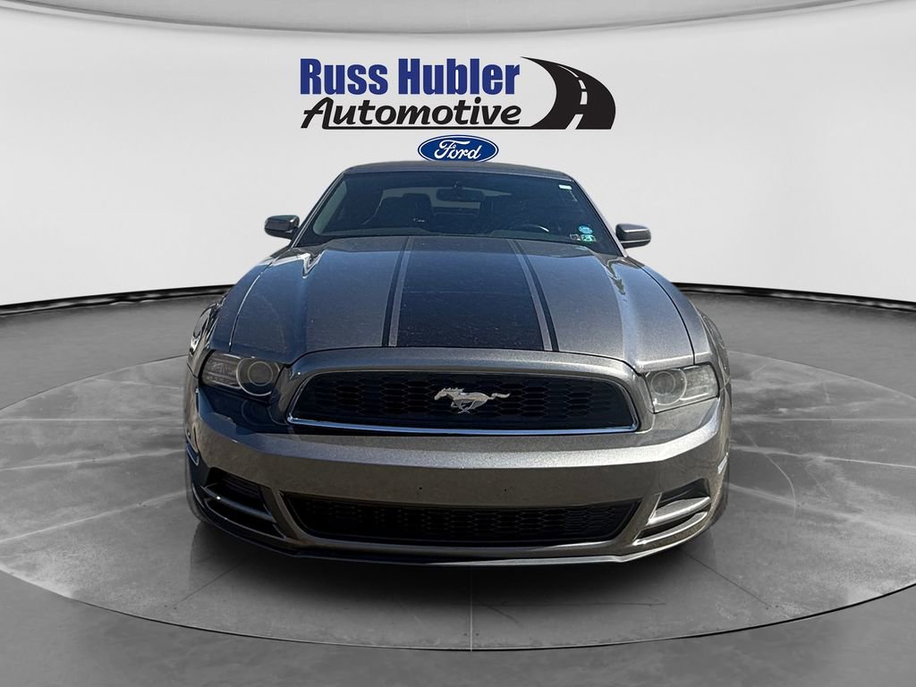 Used 2013 Ford Mustang Premium RWD image 8