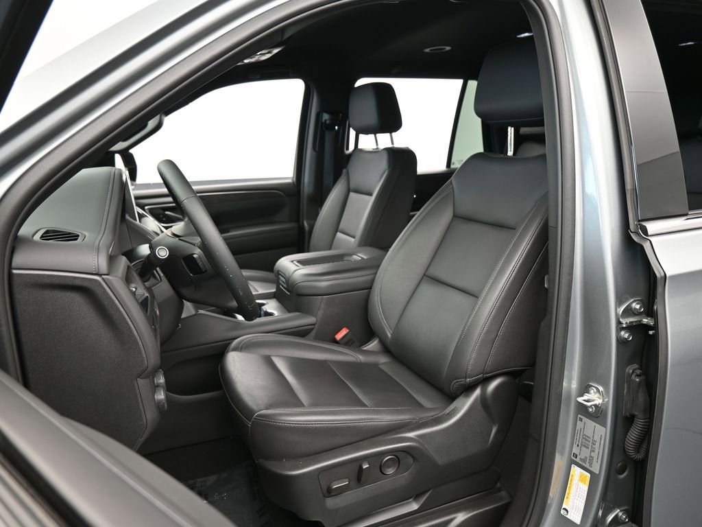 Used 2024 Chevrolet Tahoe LT image 10