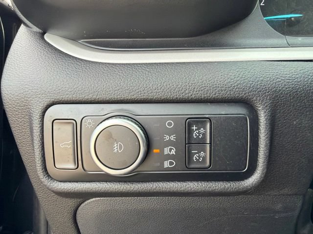 Used 2024 Ford Explorer XLT w/ Equipment Group 202A AWD/4WD image 32