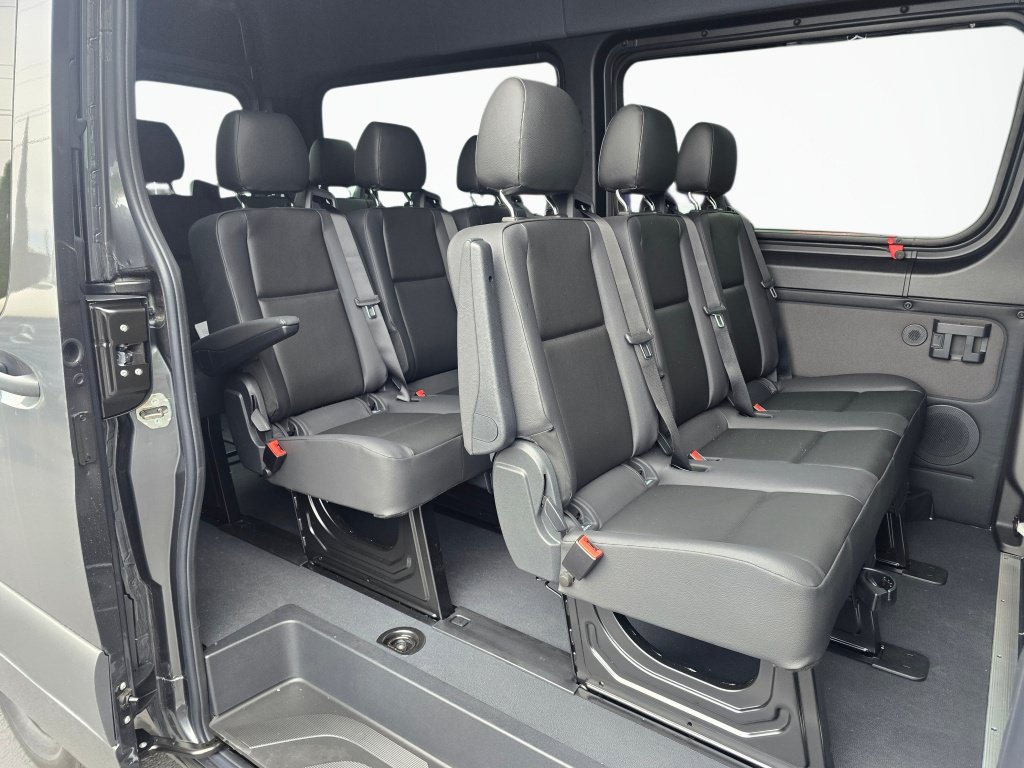 New 2025 Mercedes-Benz Sprinter 2500 image 17