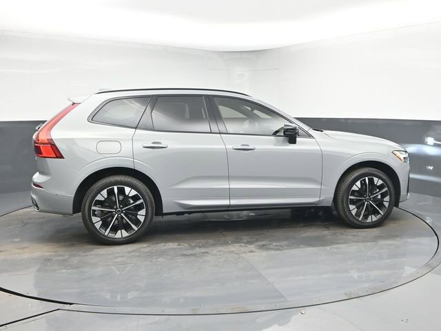 New 2026 Volvo XC60 B5 Plus w/ Protection Package Premier image 8