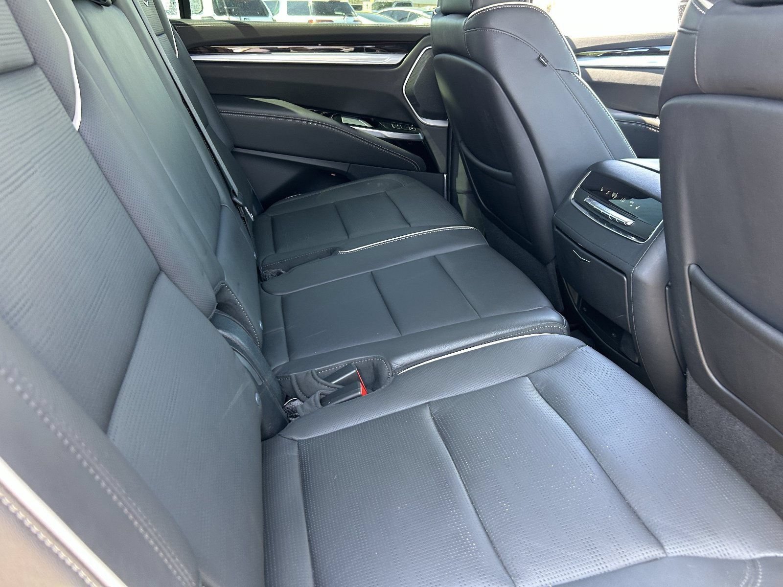 Certified 2025 Cadillac Escalade ESV Premium Luxury w/ LPO, Floor Liner Package AWD/4WD image 14