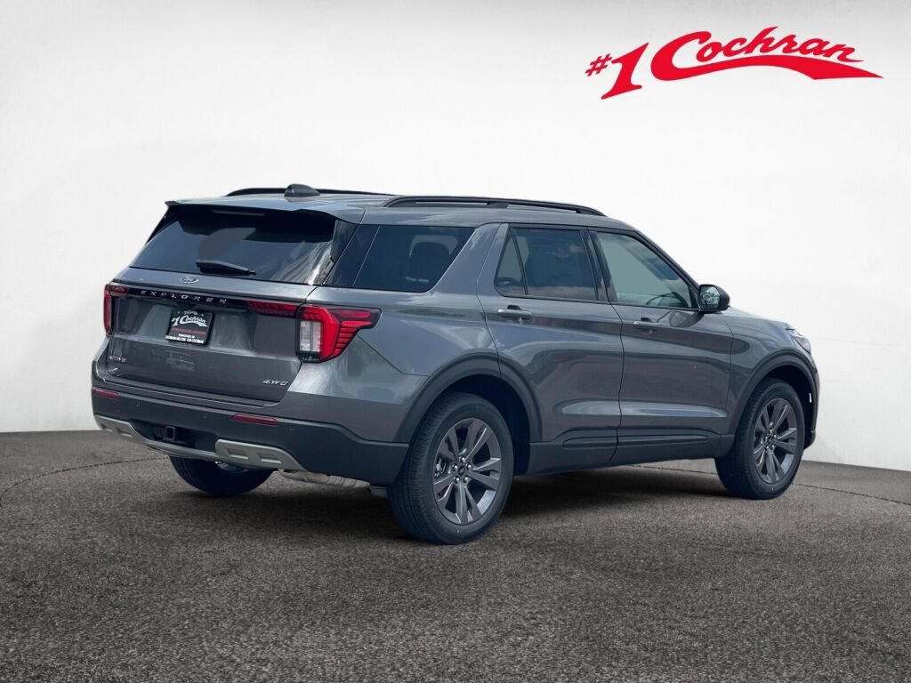 New 2026 Ford Explorer Active w/ Active Comfort Package AWD/4WD image 5