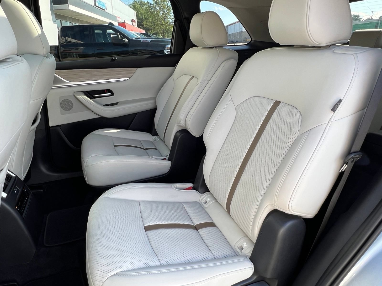Used 2025 MAZDA CX-90 Plug-In Hybrid w/ Premium Plus AWD/4WD image 21