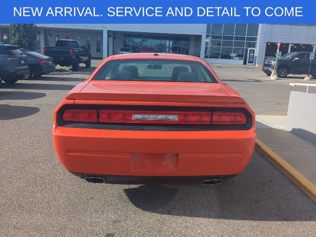 Used 2013 Dodge Challenger R/T RWD image 3