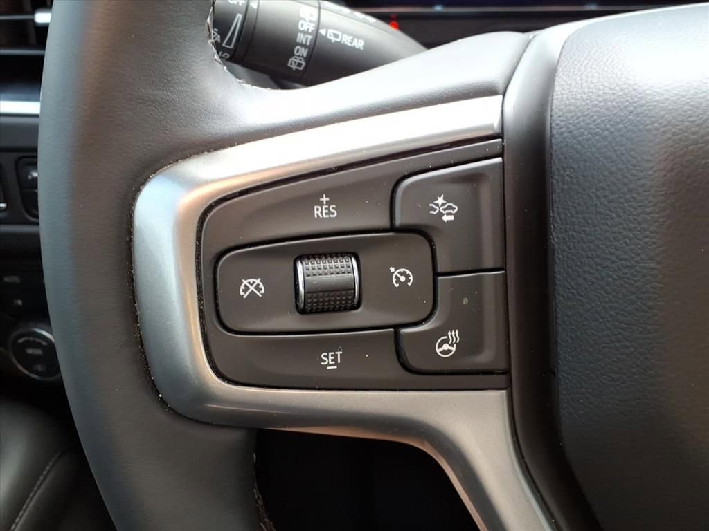 Used 2024 Chevrolet Suburban Z71 w/ Z71 Off-Road Package image 22